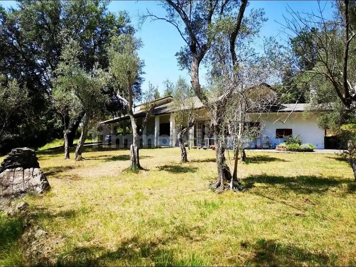 Villa in vendita a Deiva Marina