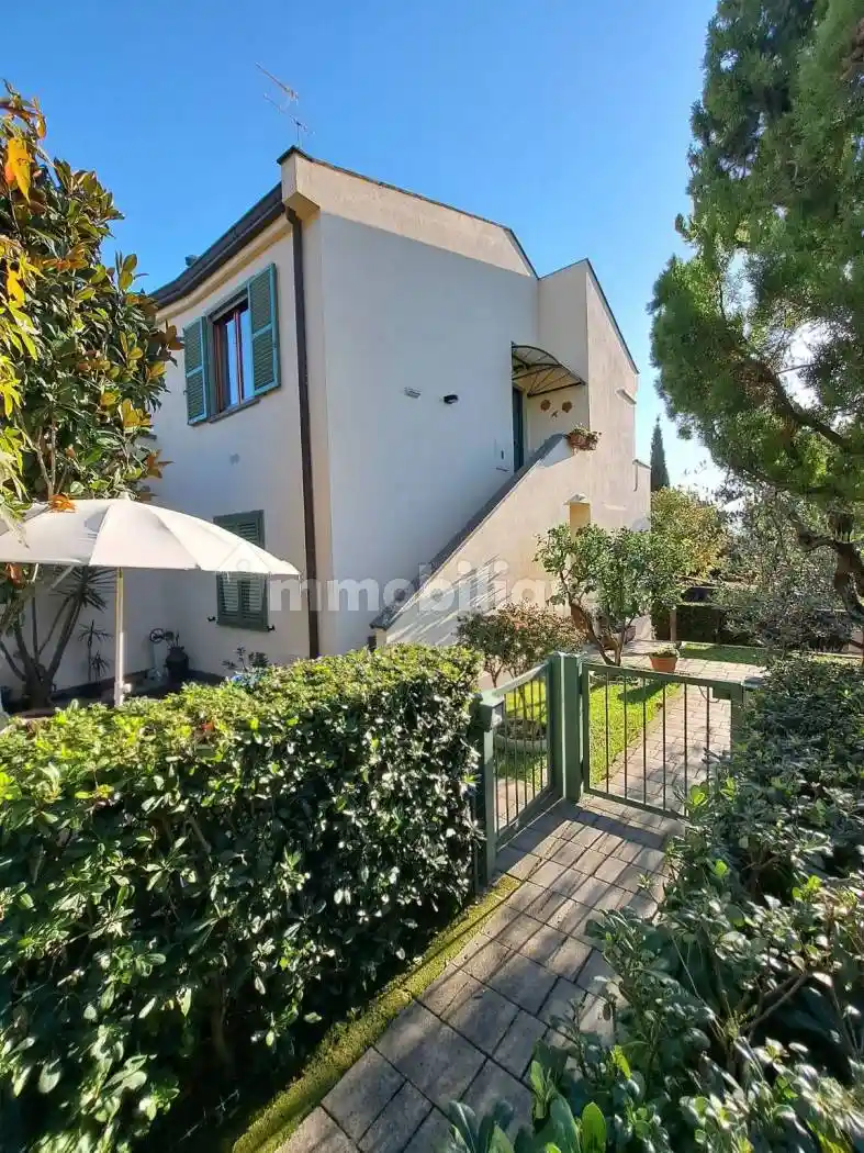 Villa in vendita a Collesalvetti