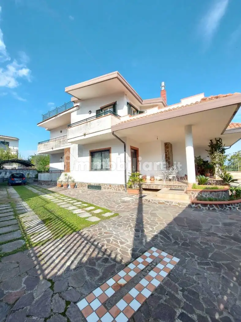 Villa in vendita a Somma Vesuviana