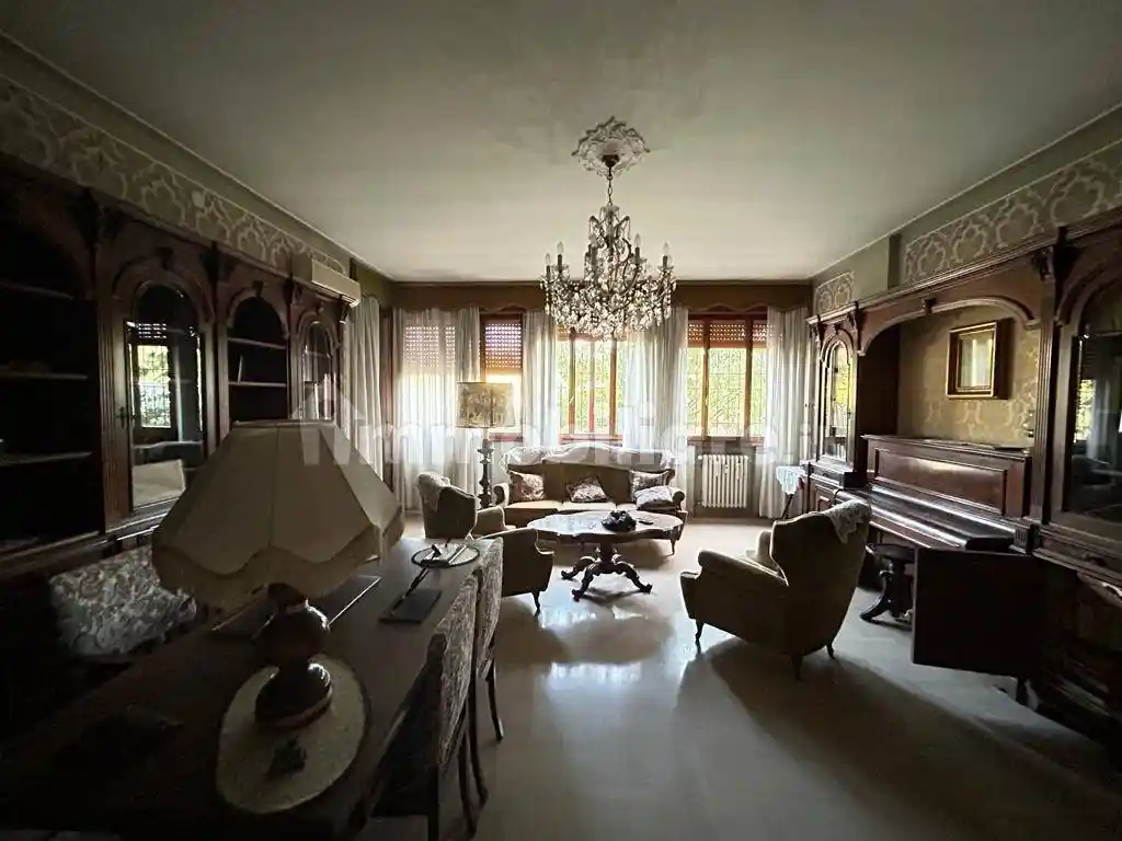 Appartamento in vendita a Modena