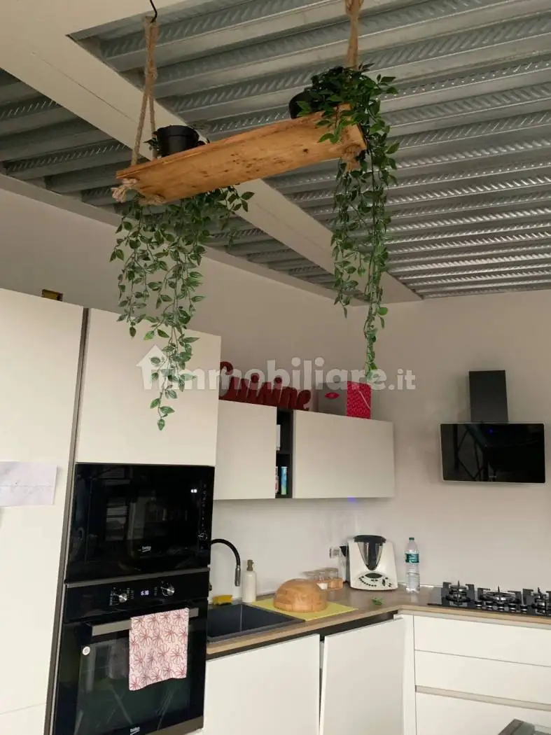 Loft via Carlo Poerio 5, Semicentro, Vigevano - foto 5