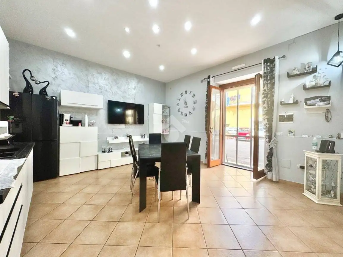 Appartamento in vendita a Orta di Atella