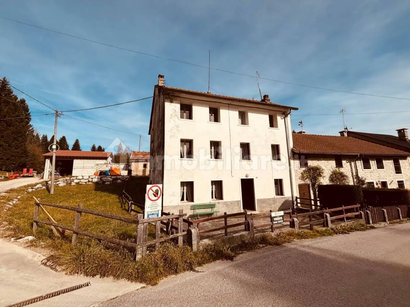 Casa indipendente in vendita a Tonezza del Cimone