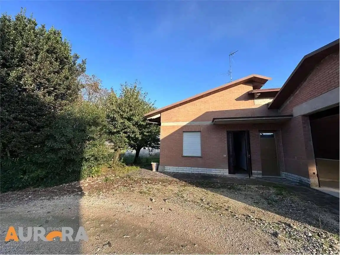 Casa indipendente in vendita a San Prospero