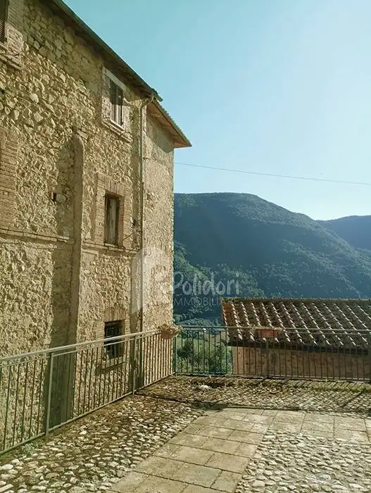 Appartamento in vendita a Configni