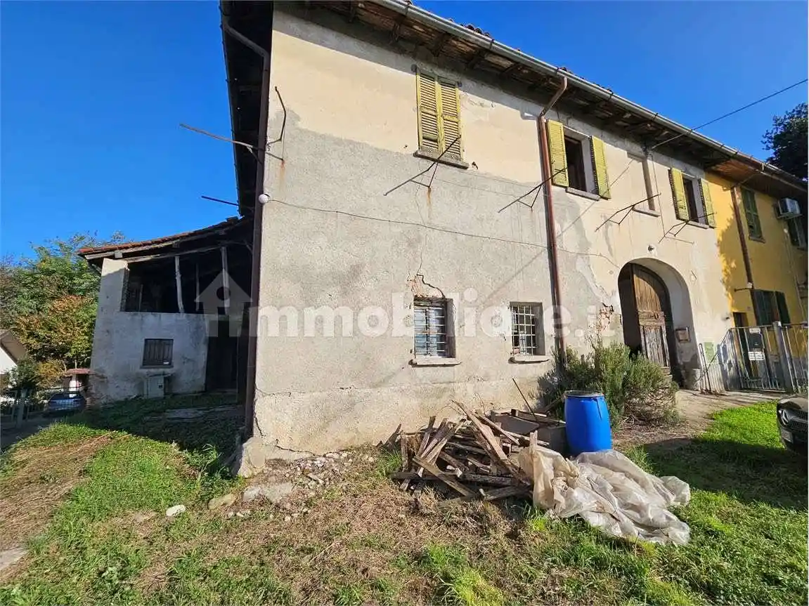 Rustico - Casale in vendita a Cermenate