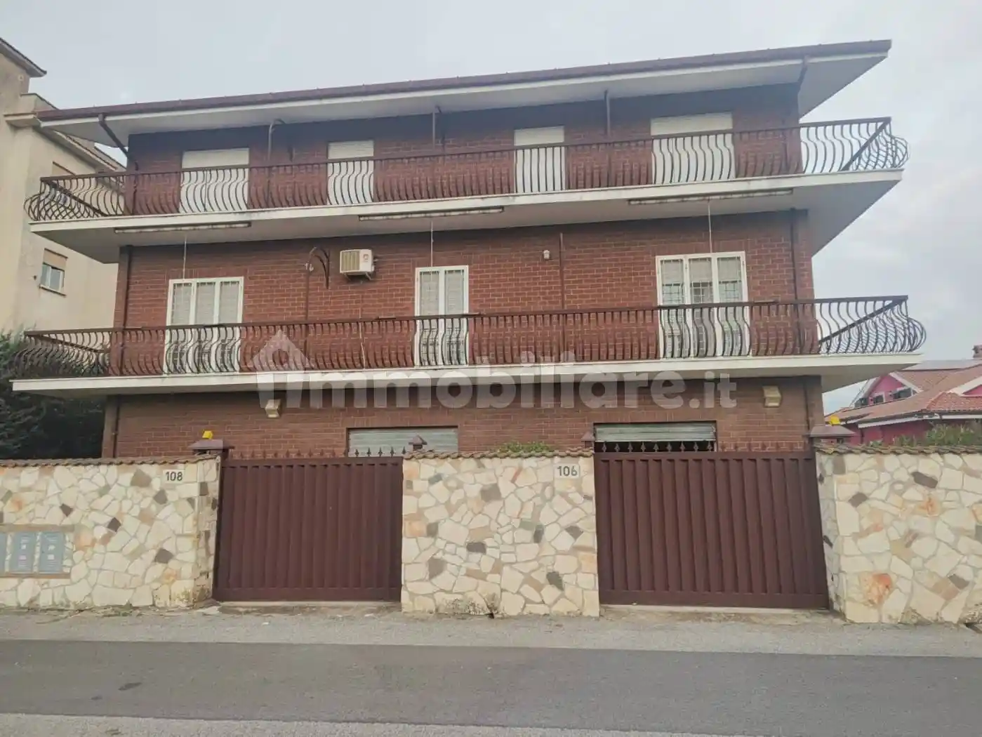 Casa indipendente in vendita a Roma