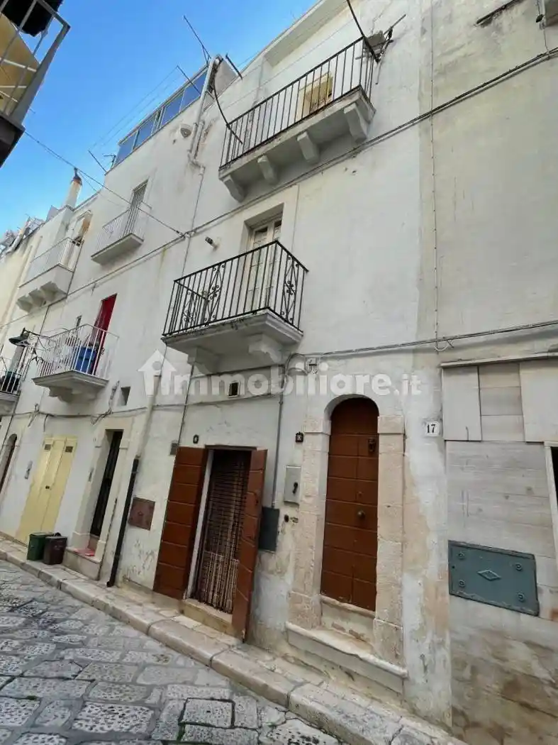 Palazzo - Edificio in vendita a Castellana Grotte