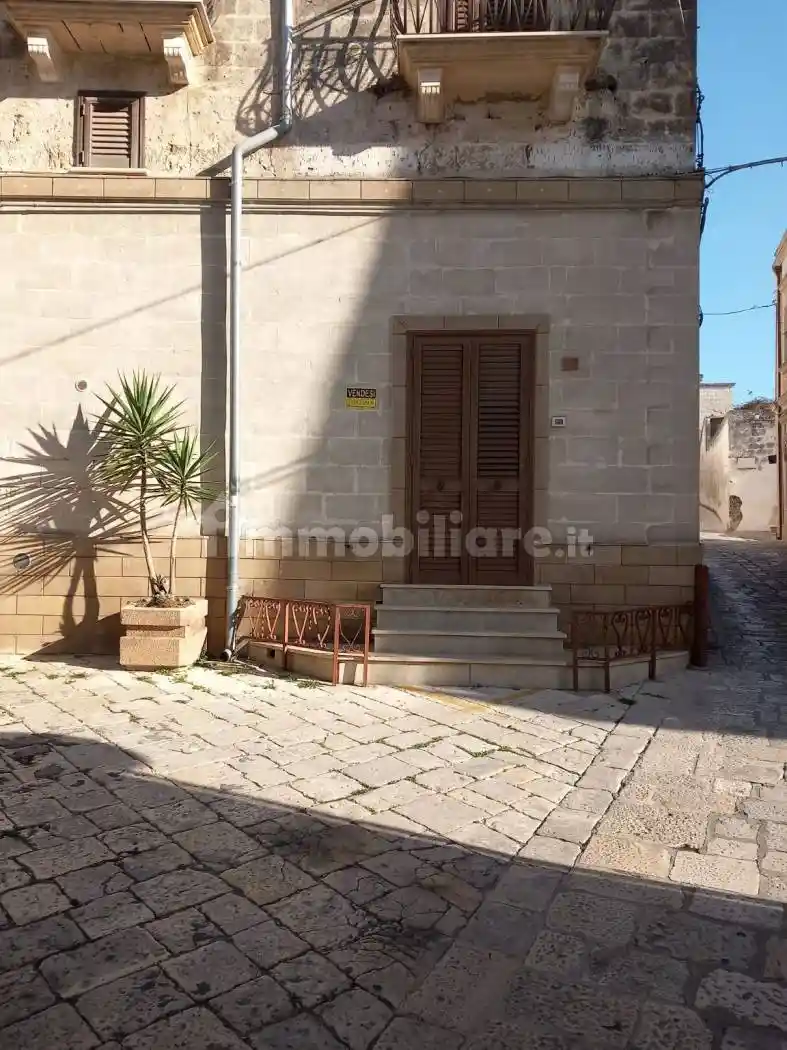 Appartamento in vendita a Oria