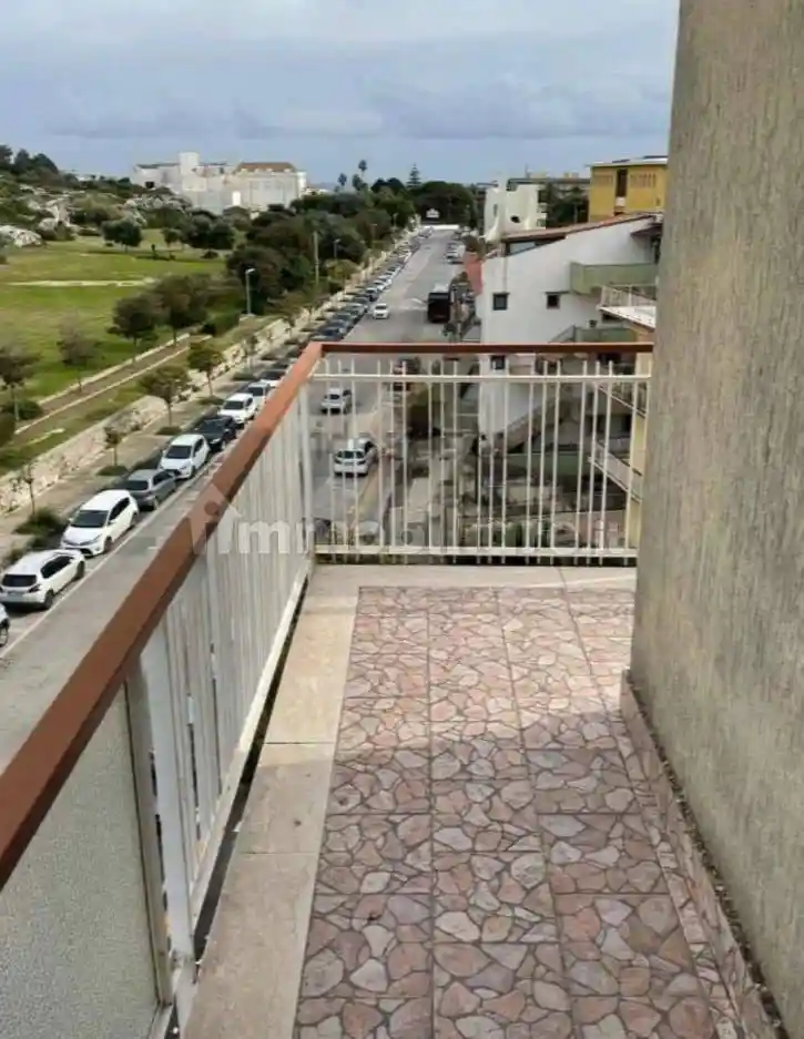 Palazzo - Edificio in Affitto - foto 3