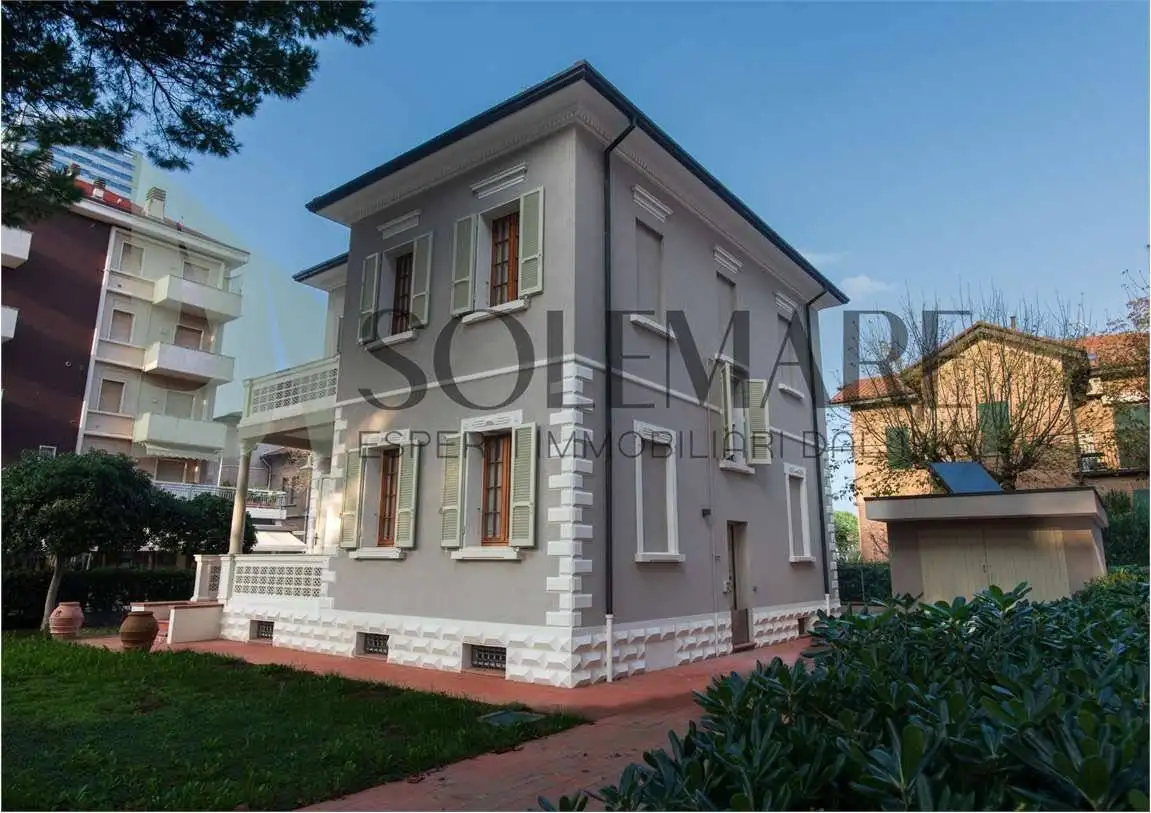 Villa in vendita a Cesenatico