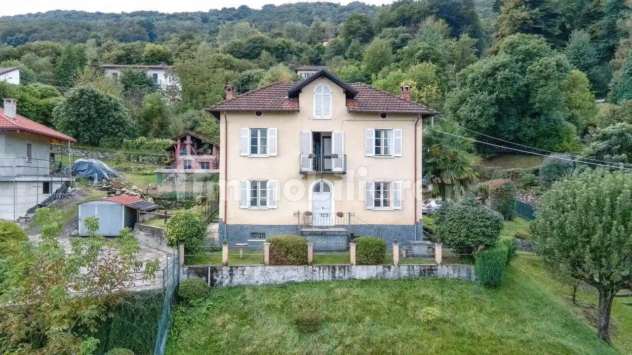 Villa in vendita a Baveno