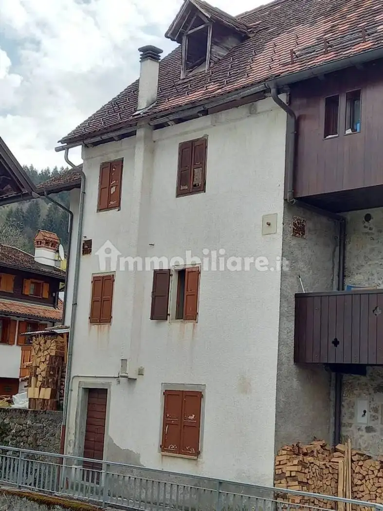 Villa unifamiliare, da ristrutturare, 100 m², Comeglians - foto 2