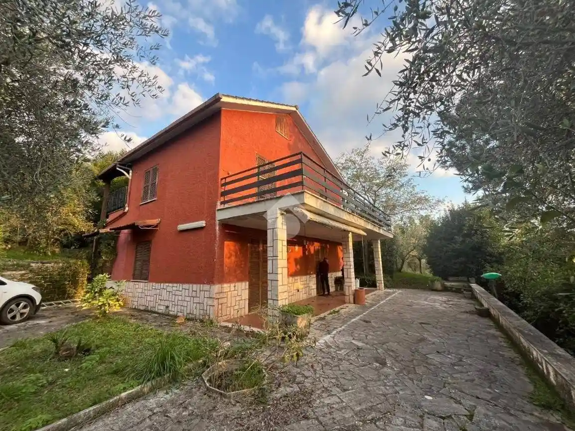 Villa in vendita a Subiaco