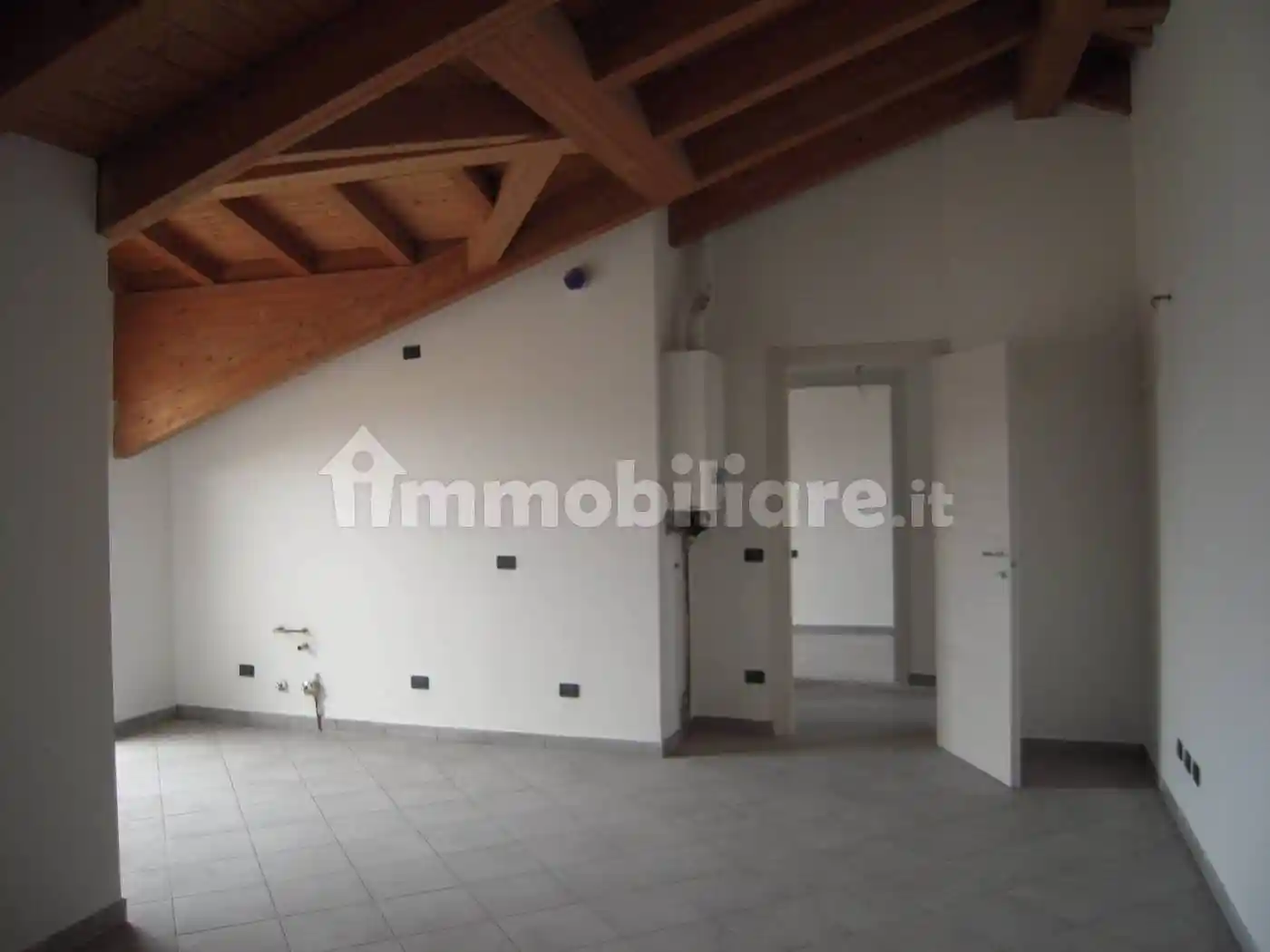 Attico - Mansarda in affitto a Cesano Maderno