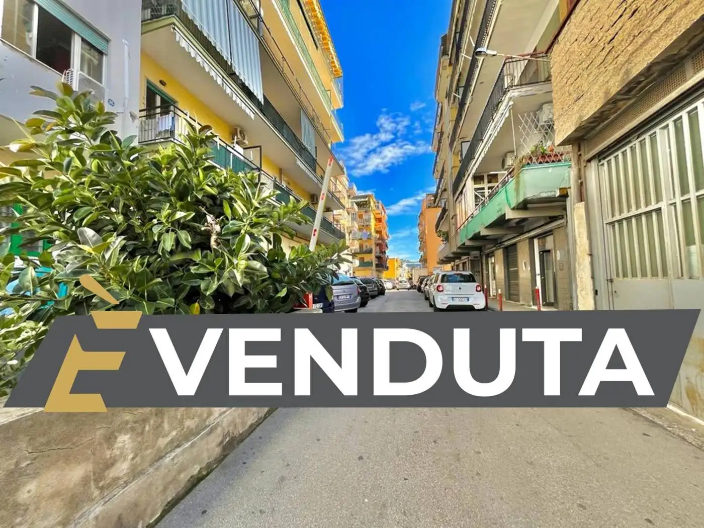 Appartamento in vendita a Napoli