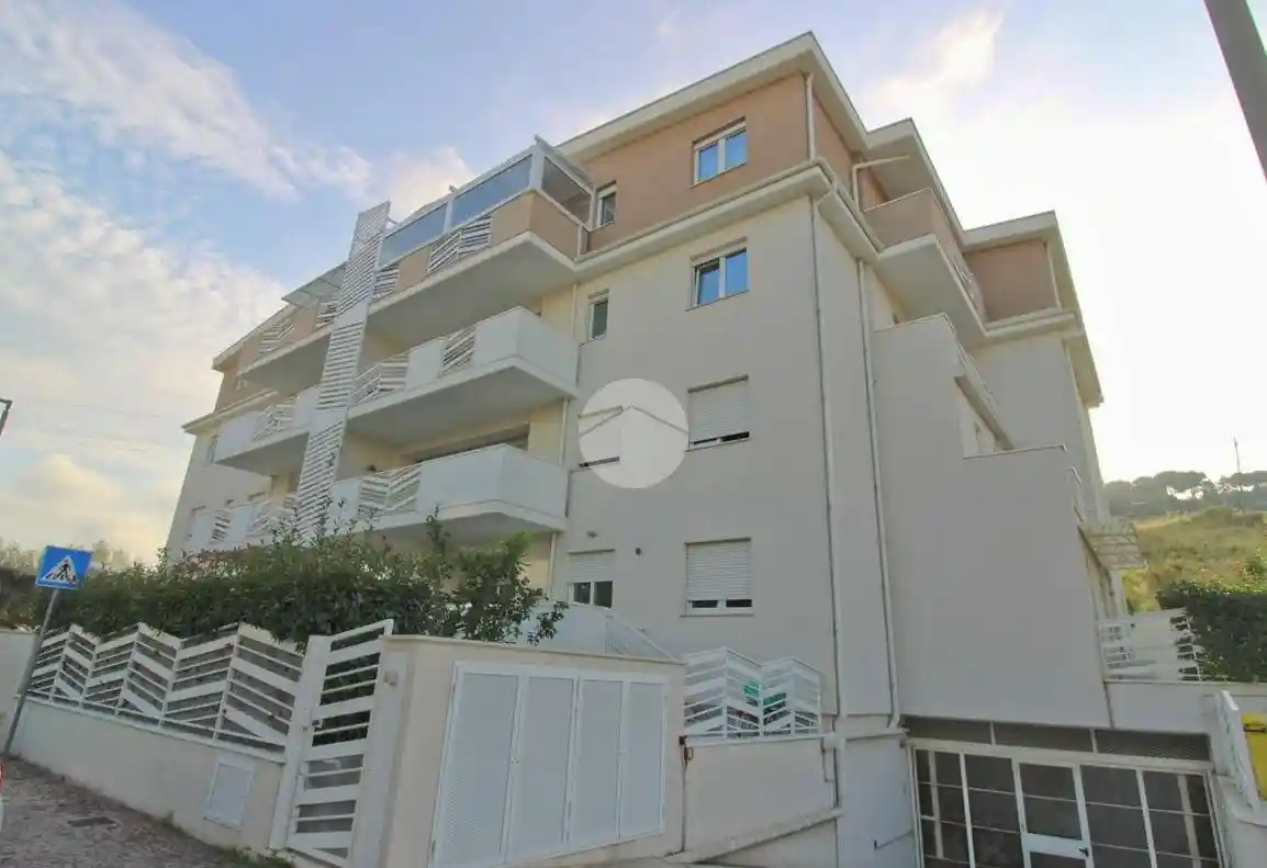 Trilocale via F. Marcacci 24, Roseto degli Abruzzi - foto 2