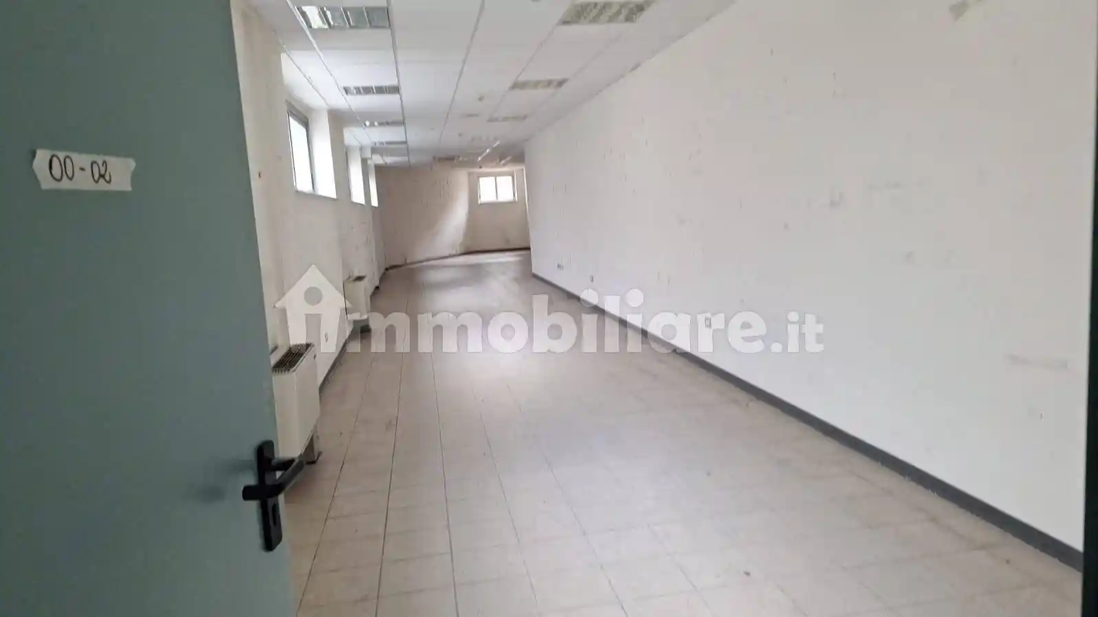 Palazzo - Edificio in Affitto - foto 5