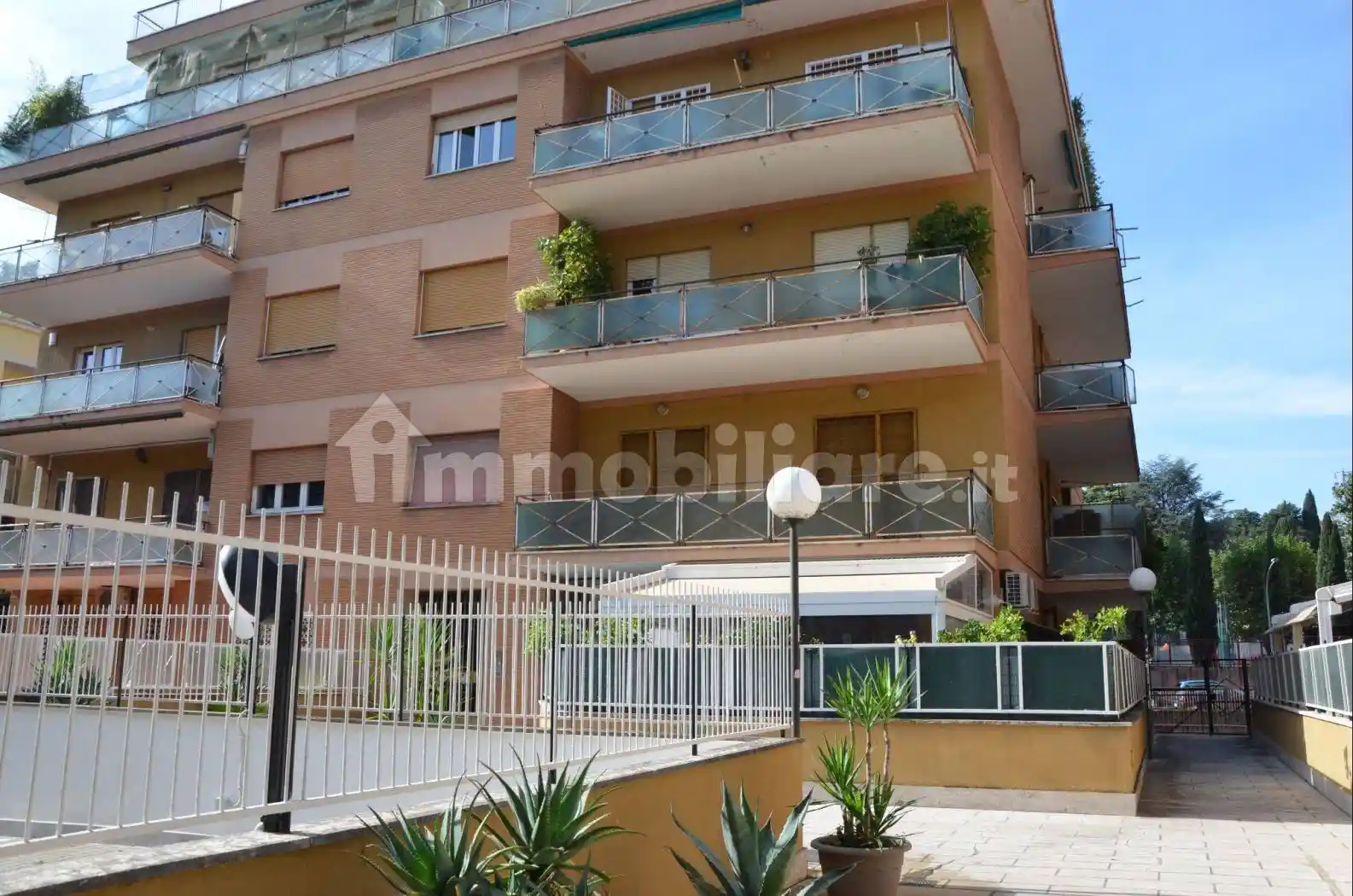 Appartamento in vendita a Roma