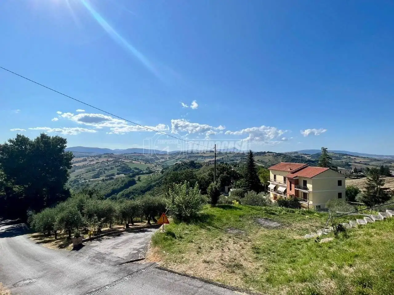 Appartamento buono stato, secondo piano, Colmurano - foto 4