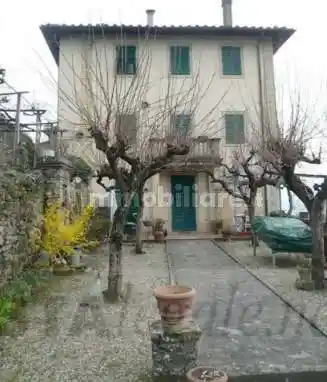 Villa in vendita a Pelago