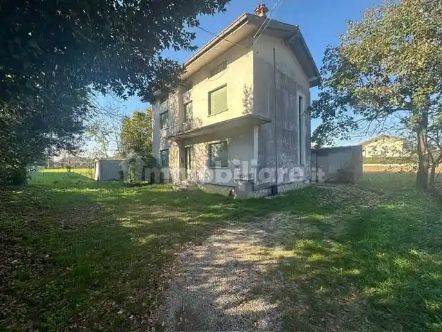 Villa in vendita a Tavagnacco