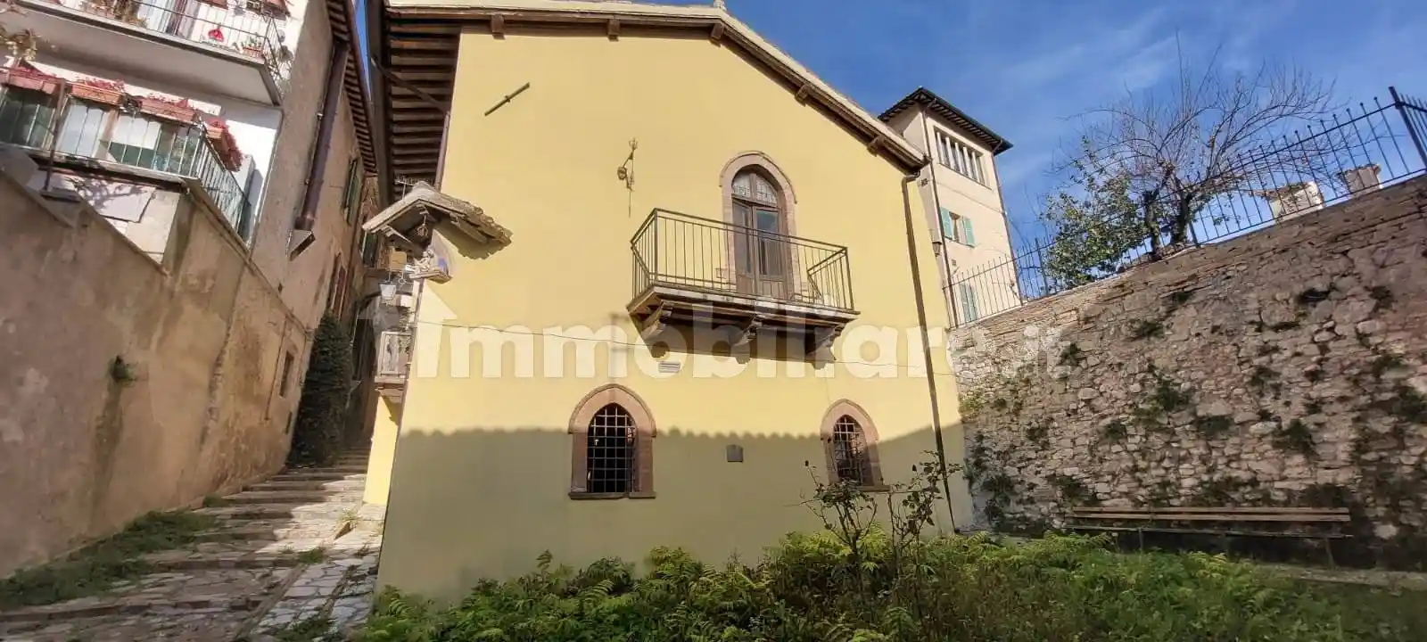 Casa indipendente in vendita a Spoleto