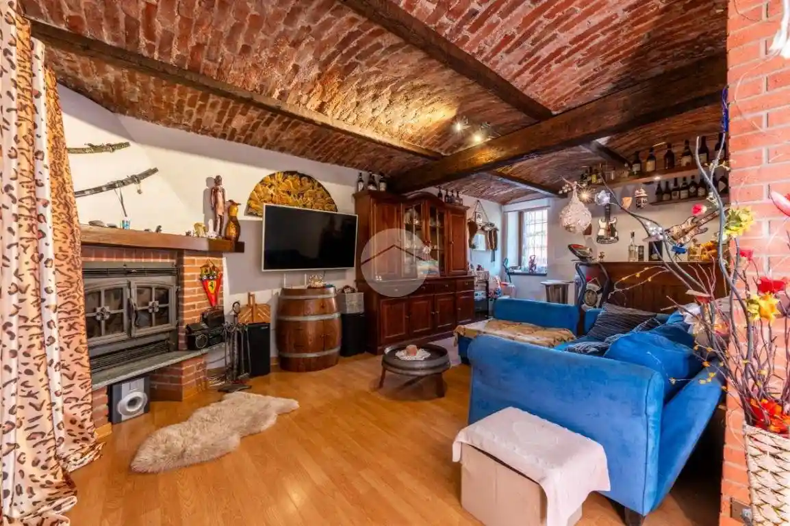 Casa indipendente in vendita a Cherasco