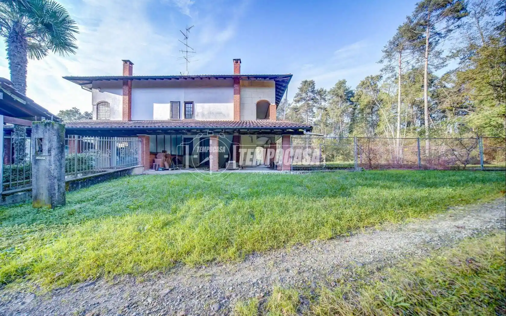 Villetta a schiera in vendita a Besnate