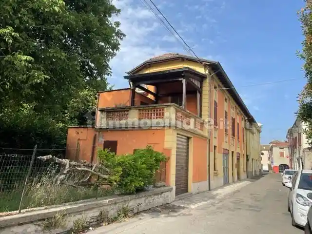 Villa in vendita a San Secondo Parmense