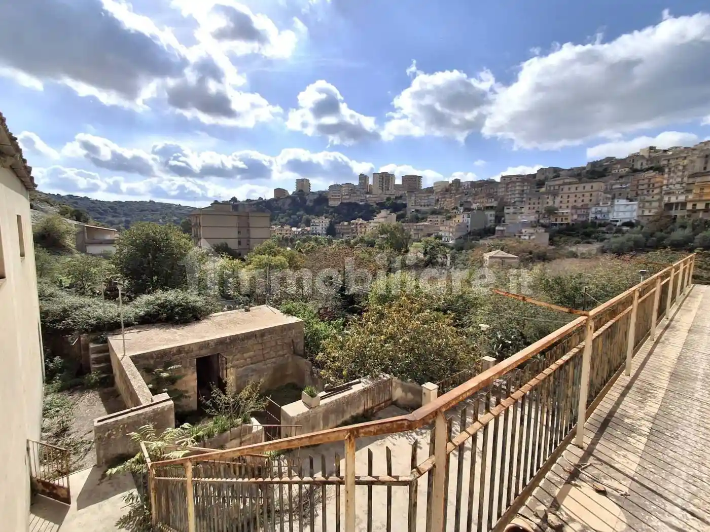 Casa indipendente in vendita a Modica