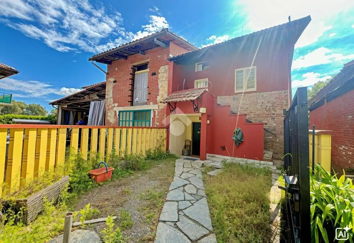 Casa indipendente in vendita a Aramengo
