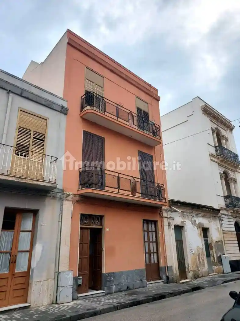 Appartamento in vendita a Augusta