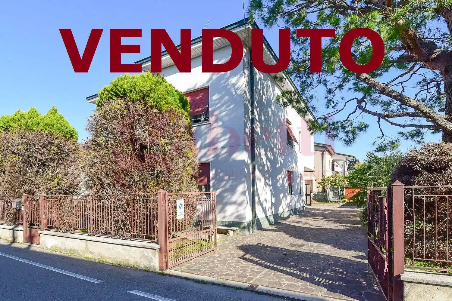 Appartamento in vendita a Figino Serenza