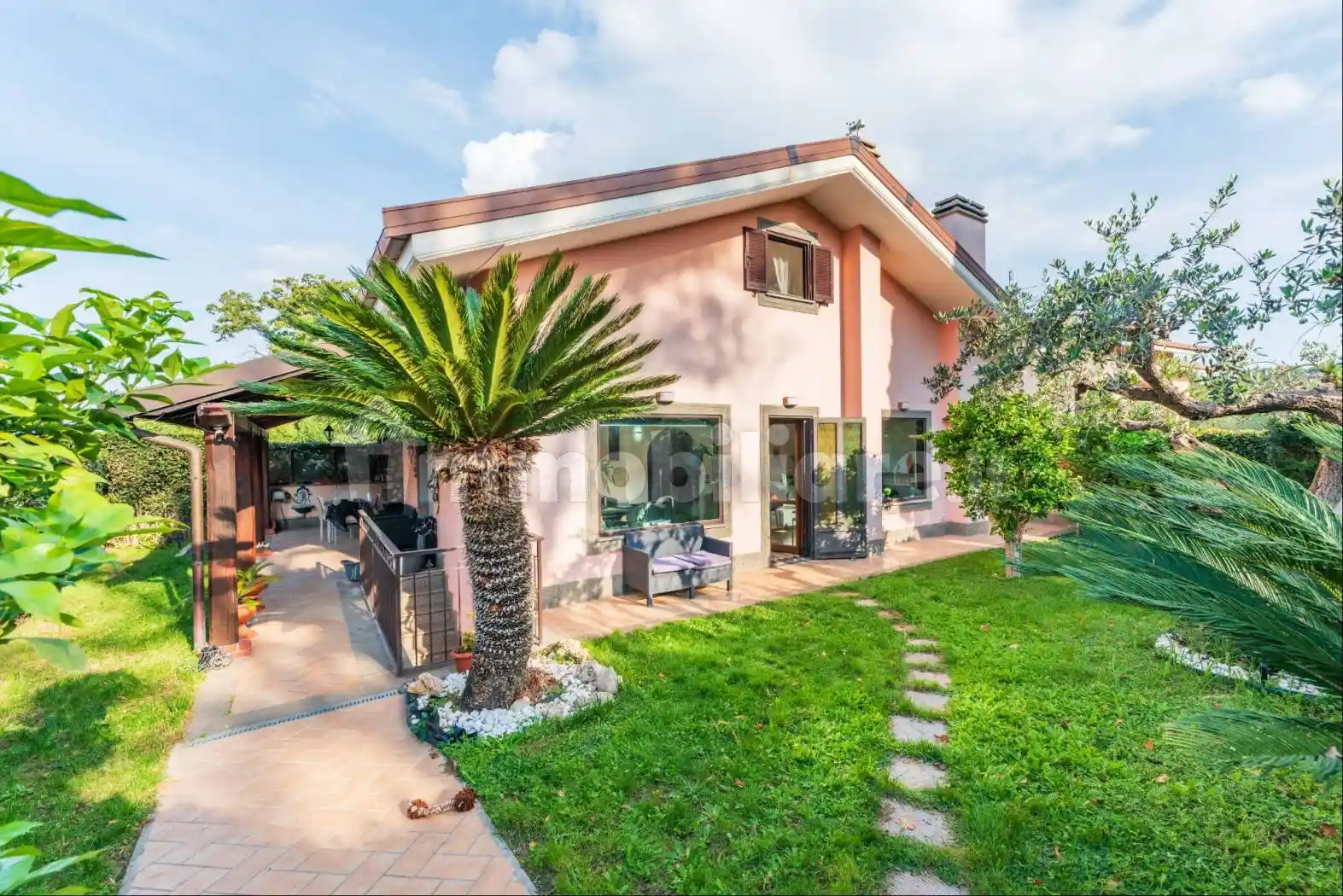 Villa in vendita a Grottaferrata