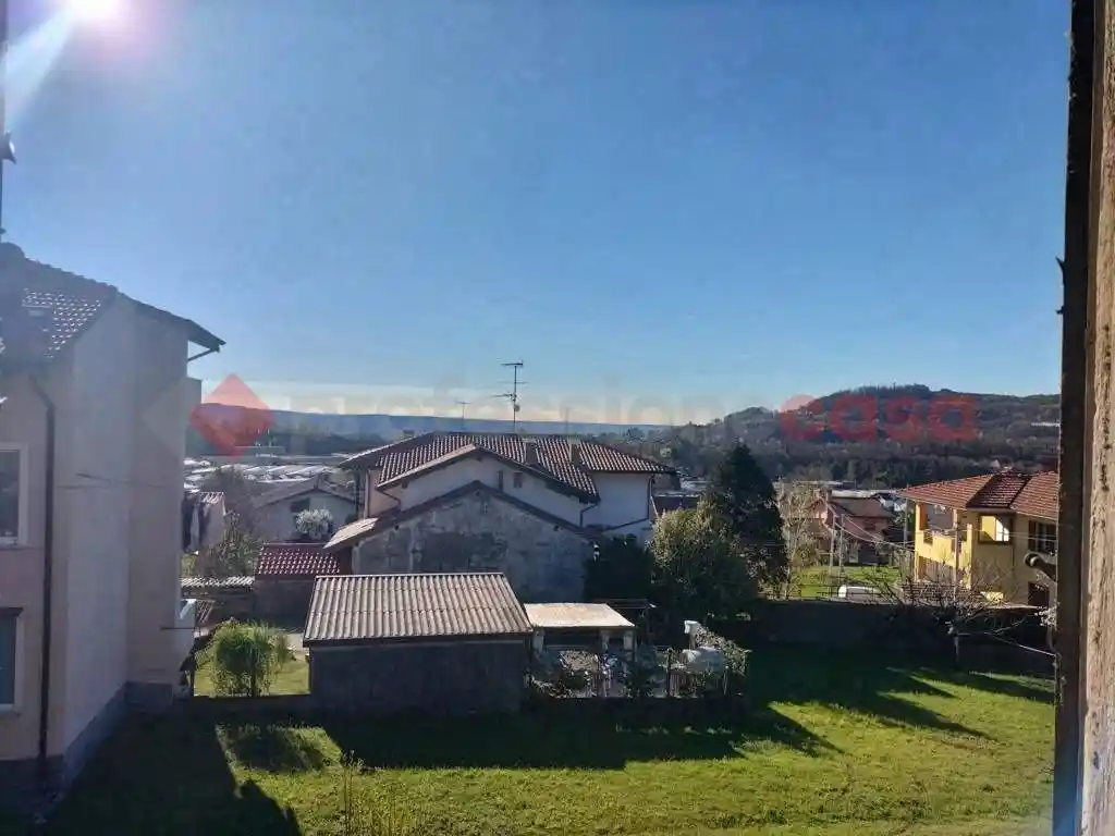 Rustico - Casale in vendita a Nebbiuno