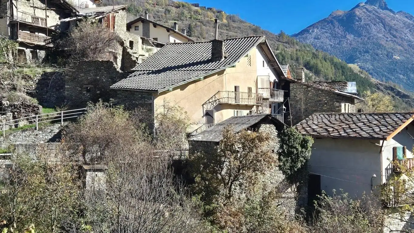 Terratetto plurifamiliare frazione Norat 8, Centro, Allein - foto 3