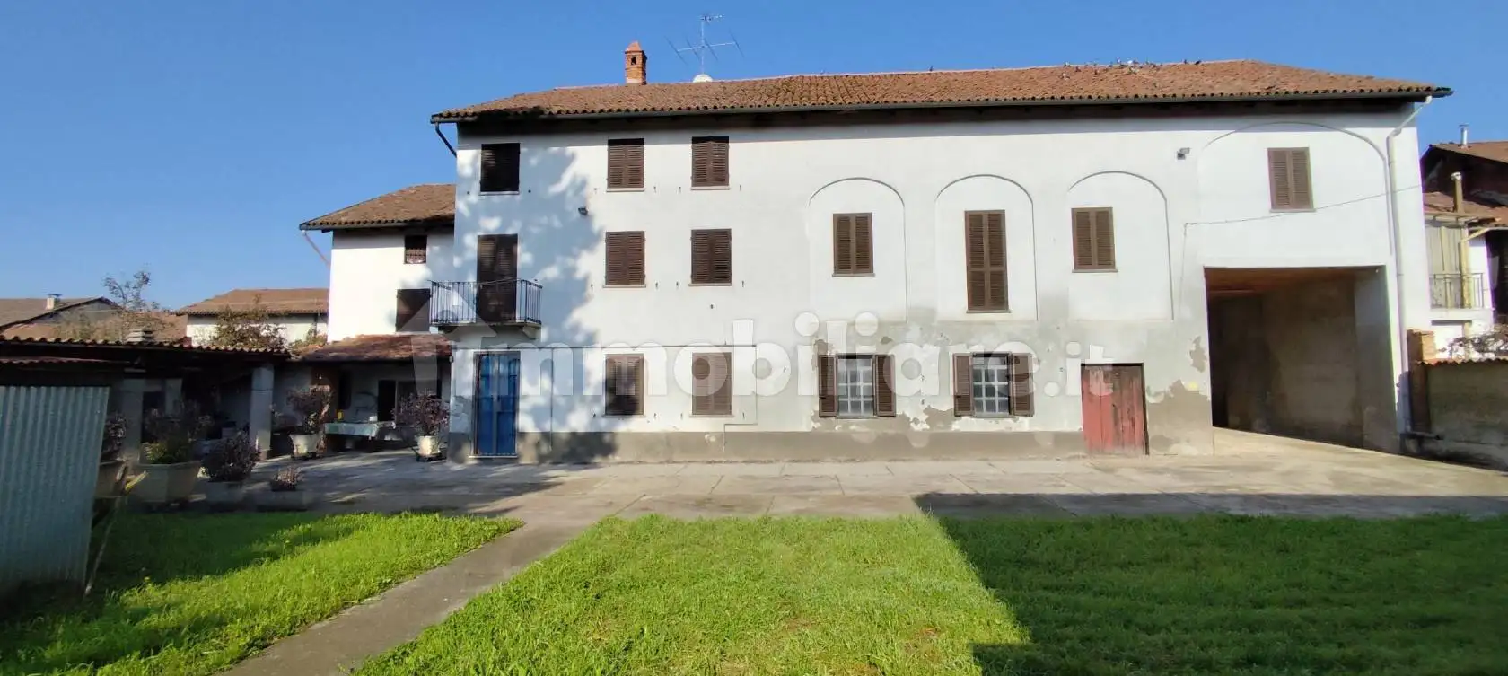 Rustico - Casale in vendita a Cerro Tanaro