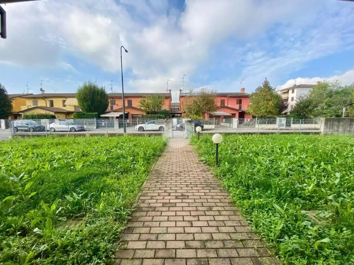 Palazzo - Edificio in Vendita - foto 2