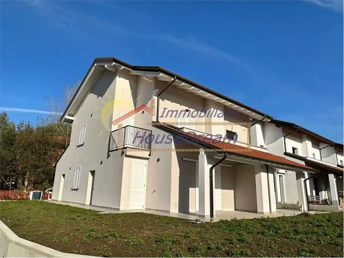 Villa in vendita a Taino