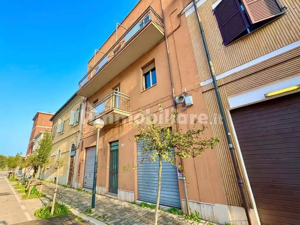 Casa indipendente in vendita a Rimini