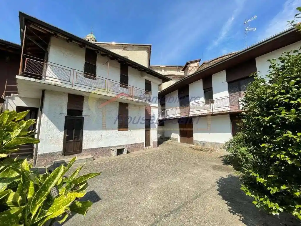 Rustico - Casale in vendita a Castelletto Sopra Ticino