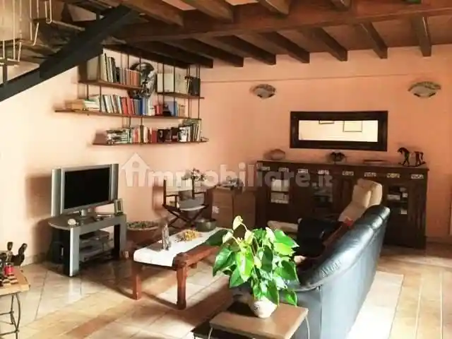 Appartamento in vendita a Castelletto Sopra Ticino