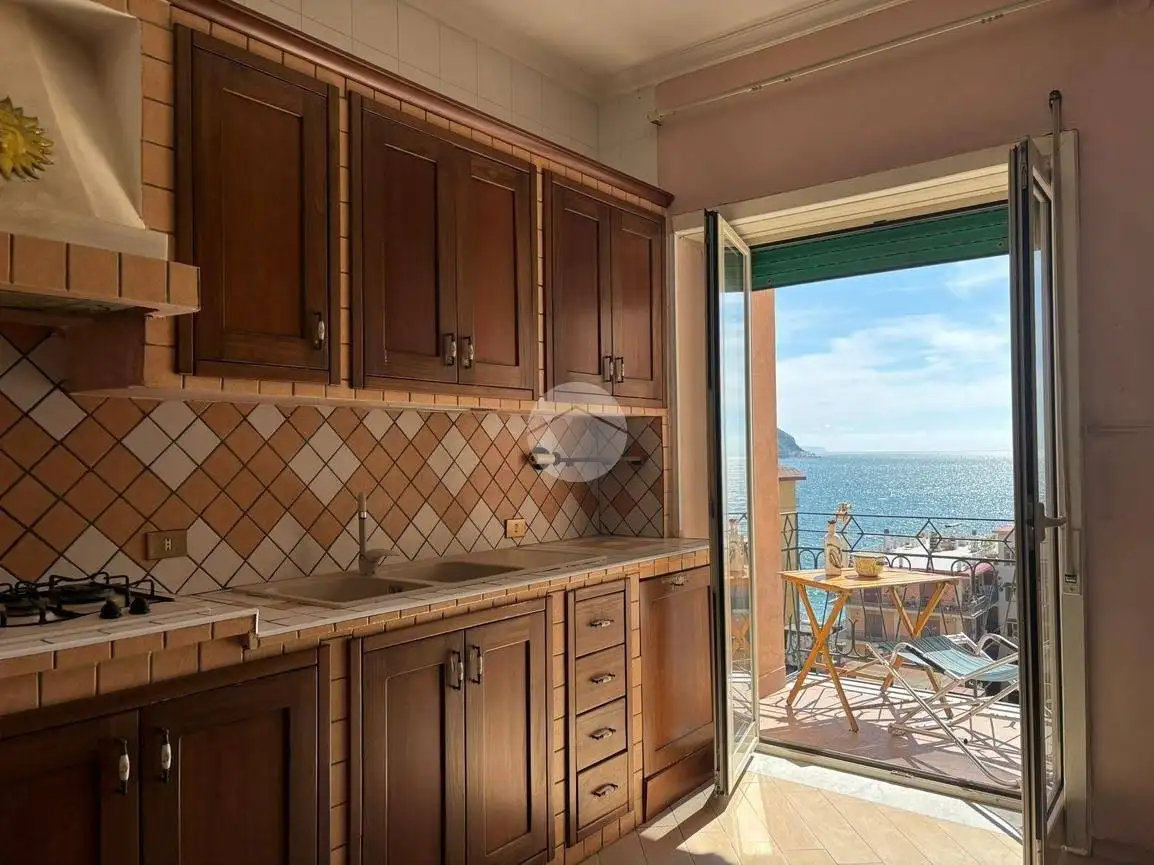 Appartamento in vendita a Castellammare di Stabia