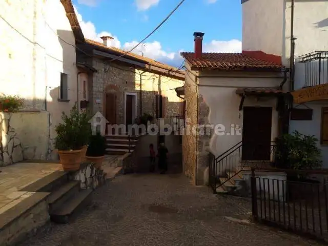 Appartamento in vendita a Pescorocchiano