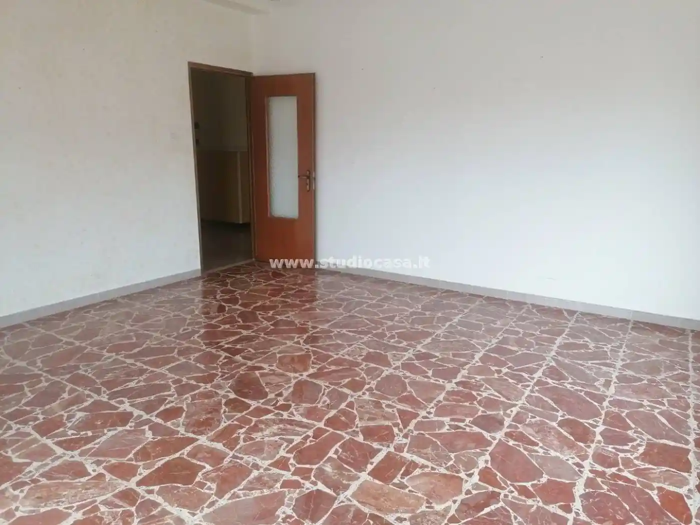 Quadrilocale buono stato, quinto piano, Centro, Crotone - foto 2