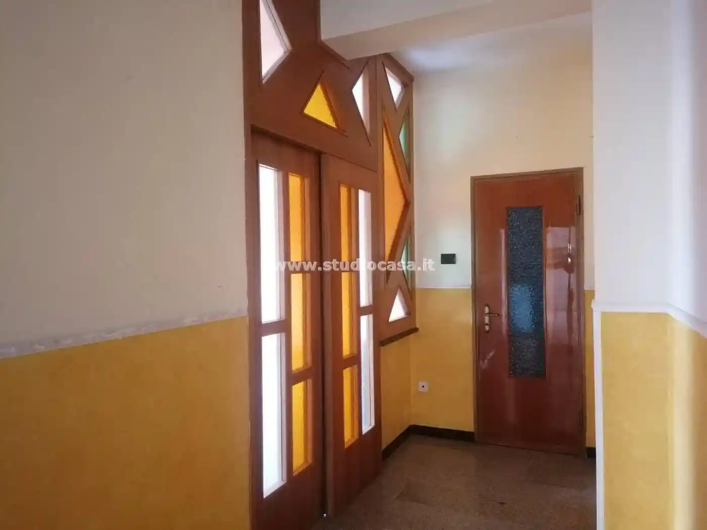 Quadrilocale buono stato, quinto piano, Centro, Crotone - foto 3