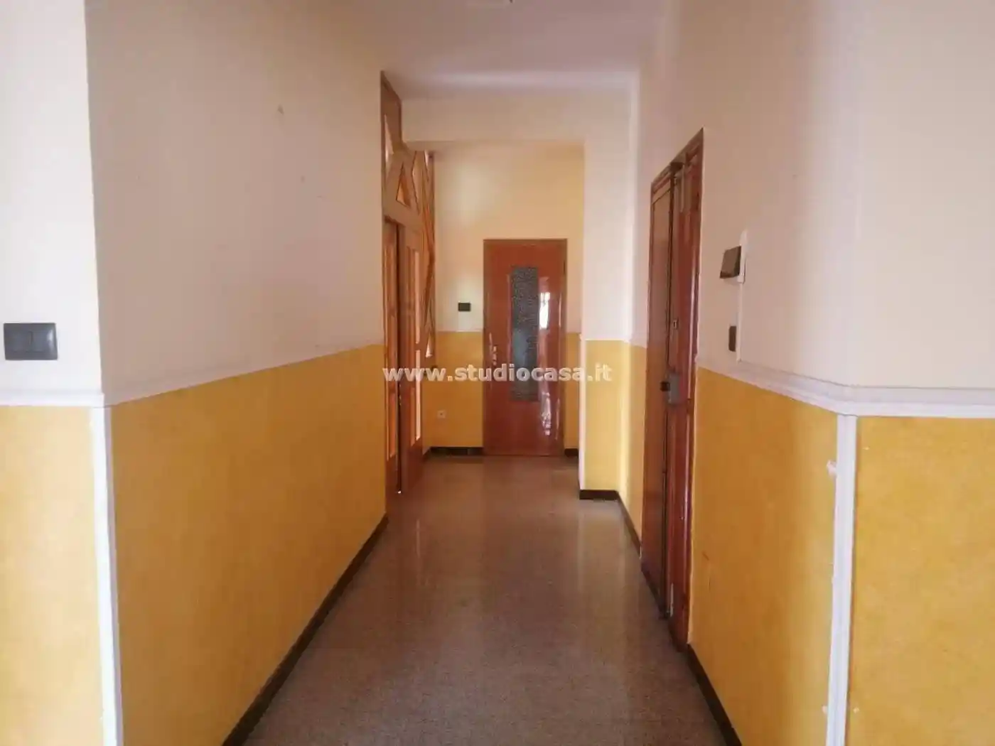 Quadrilocale buono stato, quinto piano, Centro, Crotone - foto 4