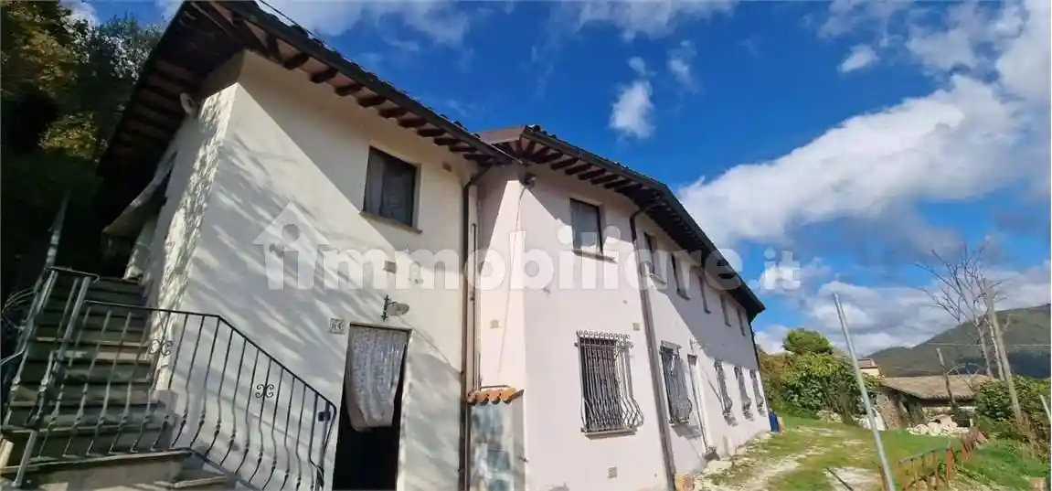 Appartamento in vendita a Nocera Umbra