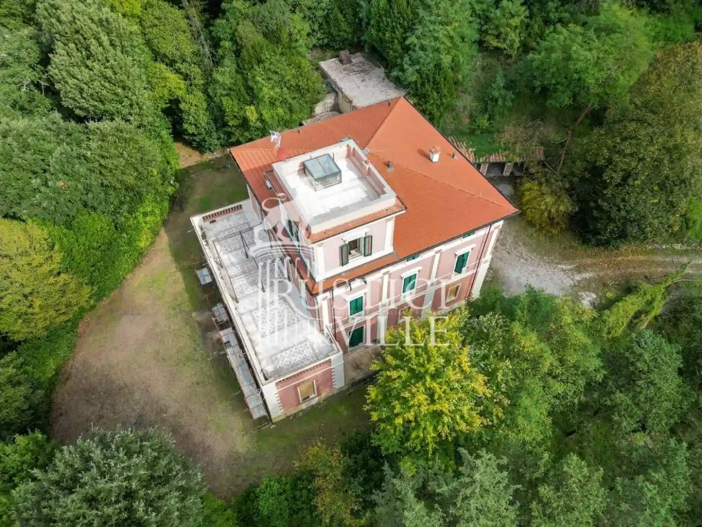 Villa in vendita a Pisa